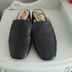 Leather  mules